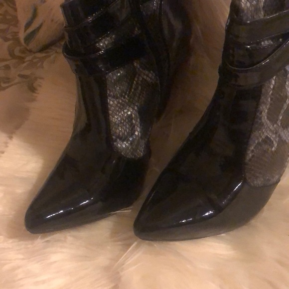 Like new, faux snake skin heeled boots, size 8 - Picture 2 of 4